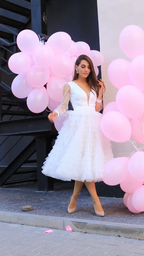 Rochie cununie civilă cu decolteu mâneci si volane