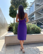 Rochie mov elegantă cu bretele ajustabile, design sofisticat pentru evenimente deosebite.