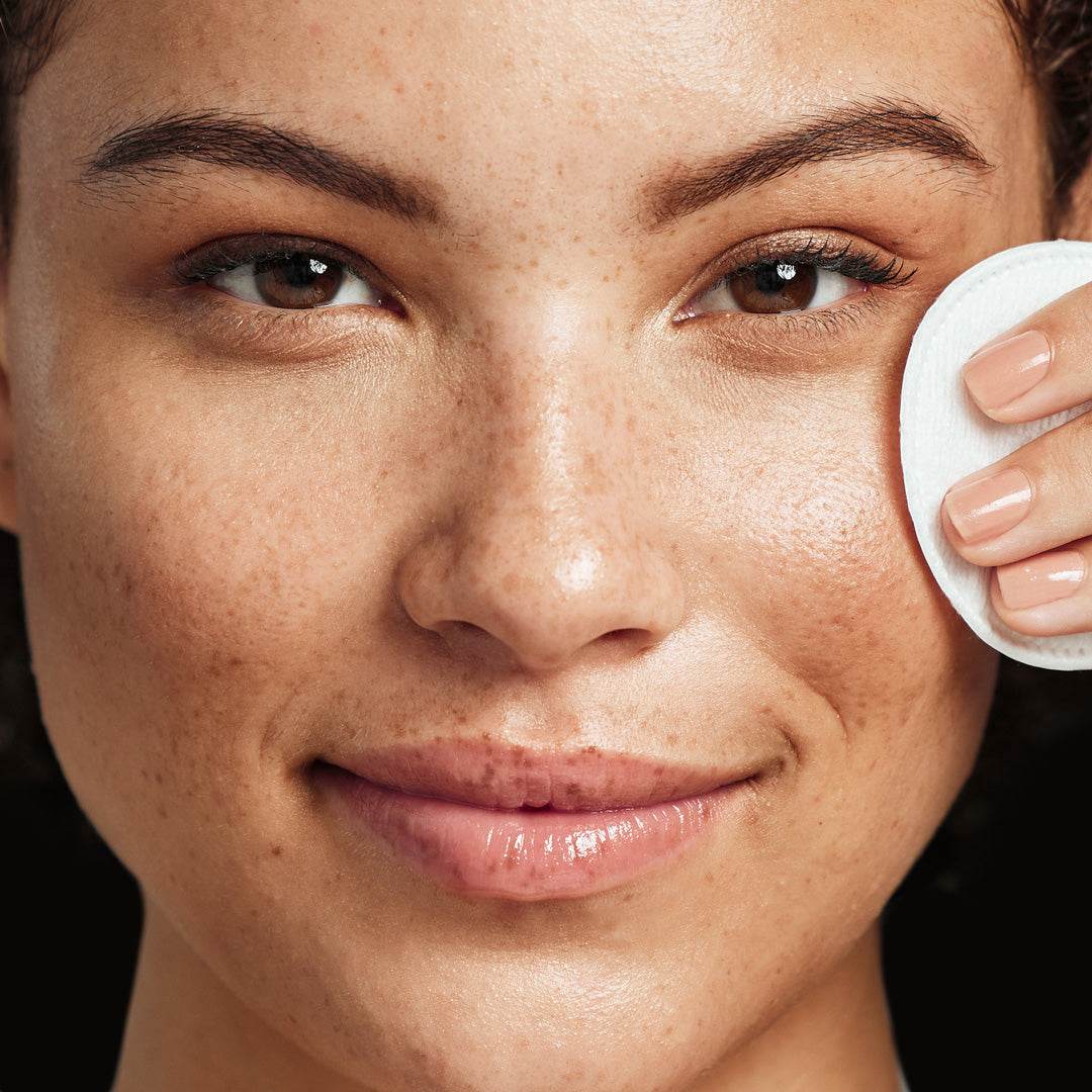 Demachiant bifazic cu Acid Hialuronic, 100ml