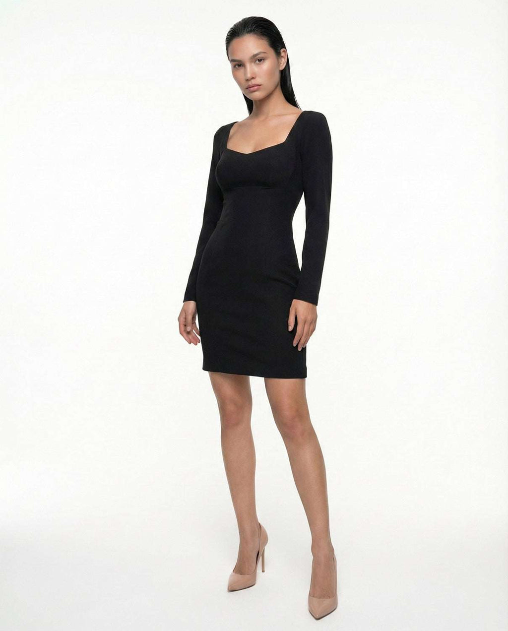 Rochie neagra eleganta mini cu maneci