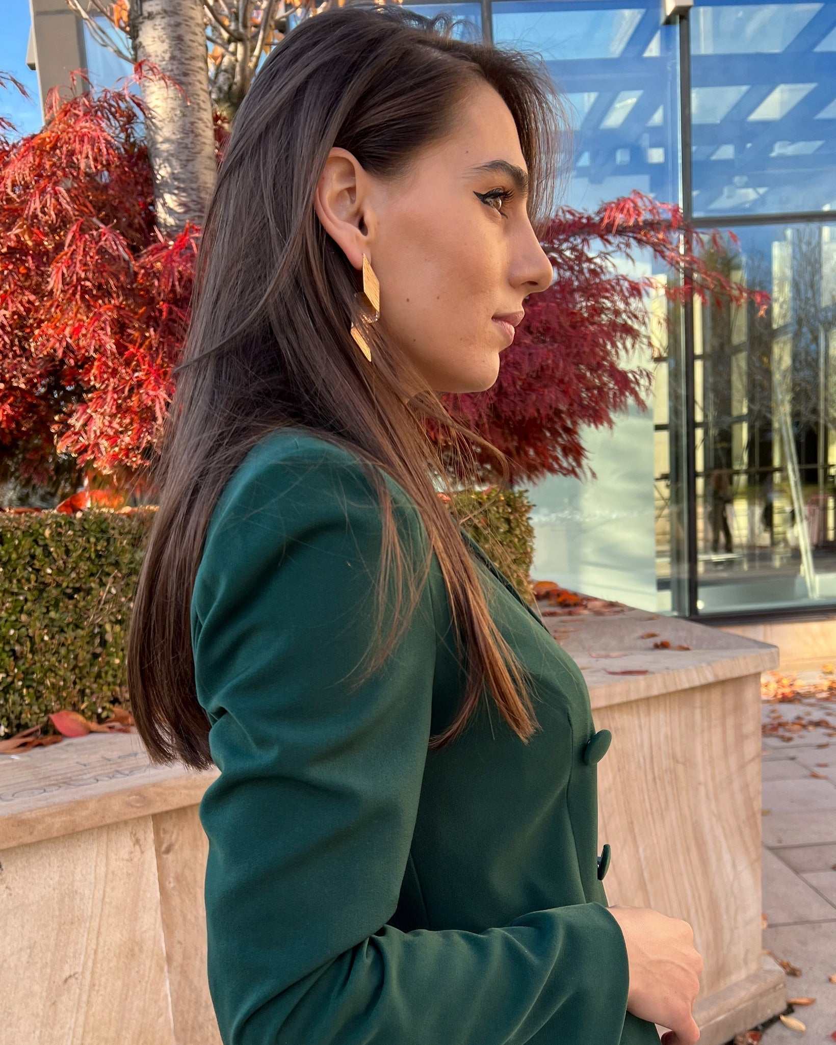 Sacou dama elegant verde smarald, cu doua rânduri de nasturi si slit