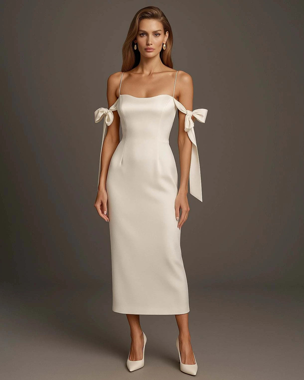 Rochie alba eleganta silueta ajusta cu slit pentru petreceri speciale